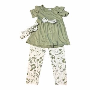Kids Green and White outfit